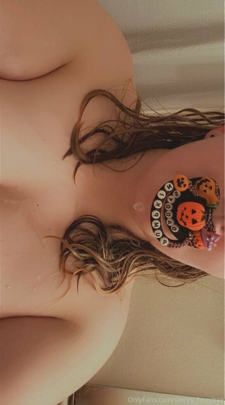 sleepy hneybee pornstar hd photos