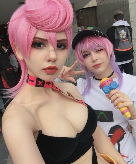 Anna Aifert pretty pornstar photos