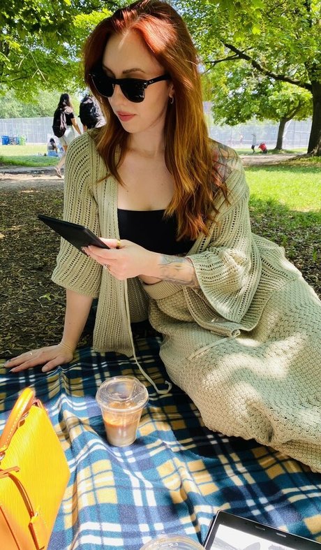 Megan Everett pretty actress photo