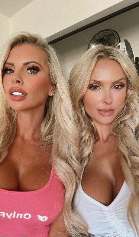 coffeeandcleavage beautiful star archive