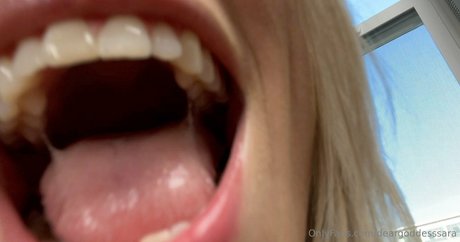 deargoddesssara porn model img