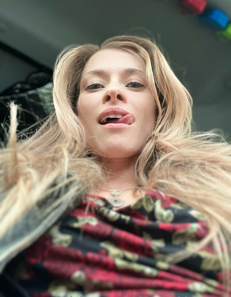 deargoddesssara hd star pic