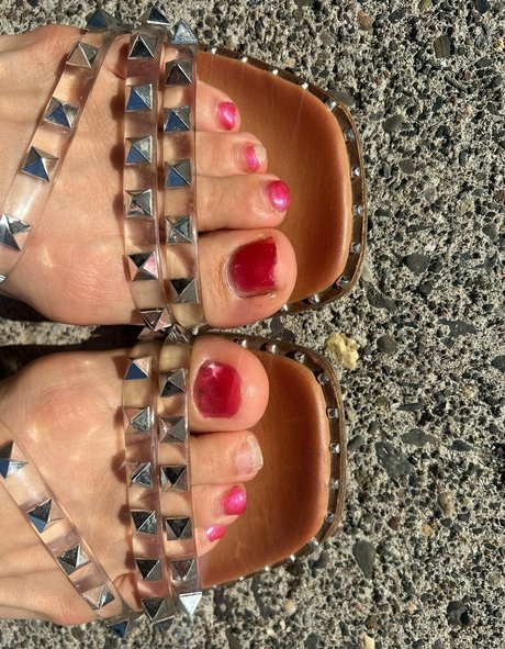 deargoddesssara nude star image