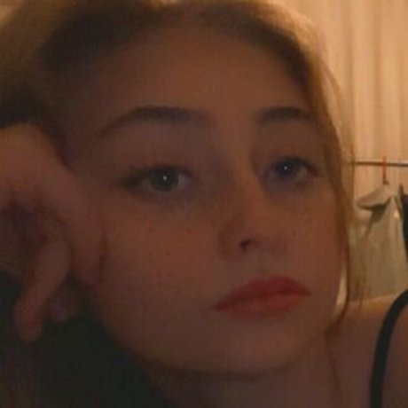 onlychey04 pornstar img