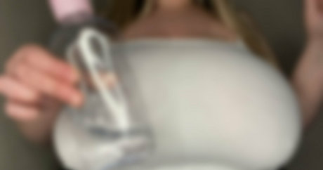 bustyqueen32m free top star images