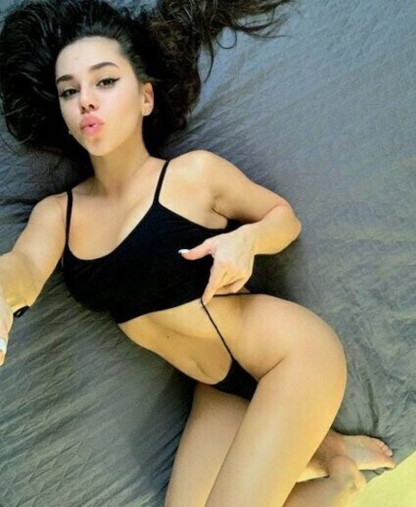 beautiful blonde onlyfans art xxx pictures