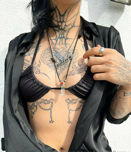 more00grey model art img