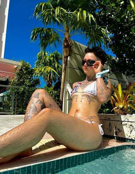 more00grey pornographic star photos