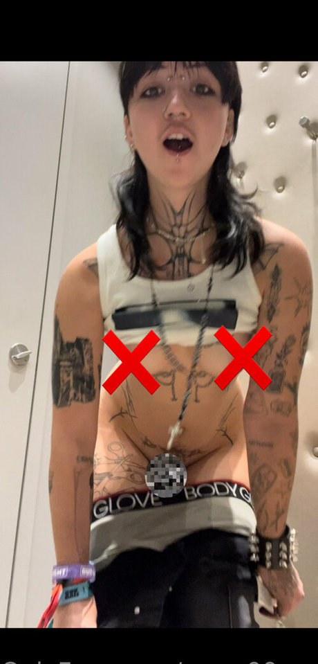 more00grey pornstar sexy picture