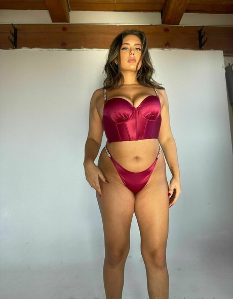 aliciashottakes model porn photos