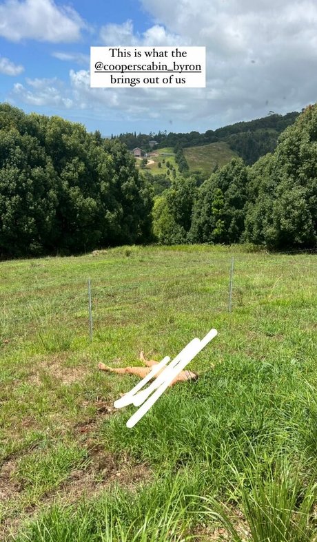 Herbert Twins naked actress img