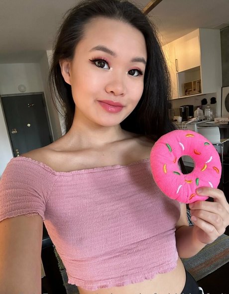 sakuratheforbiddenfruit model nude galleries