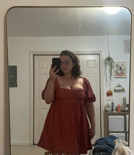 lowkeybabyyy star erotic image