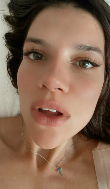 yasmineamory pretty pornstar photos