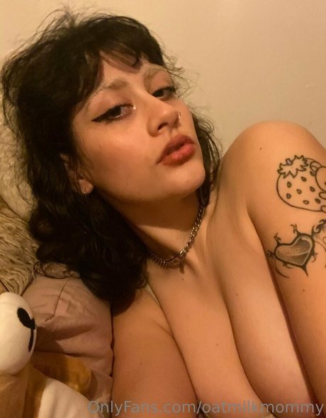 cute teen onlyfans hot pic