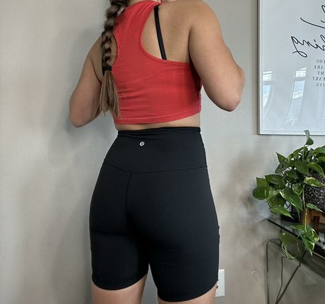 Avia Butler best model gallery