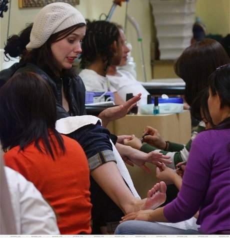 Sophia Bush beautiful actress gallery