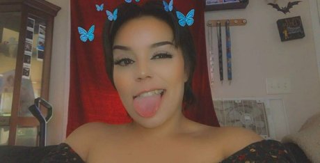 tantalizingtrifecta model art gallery