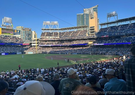 thisorthatwithsunny high quality model image