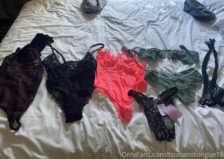 tsunamitongue16 nudes actress img