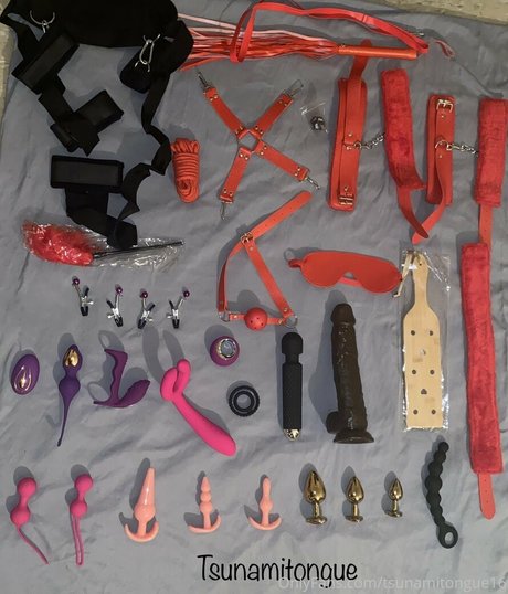 tsunamitongue16 star pretty photos