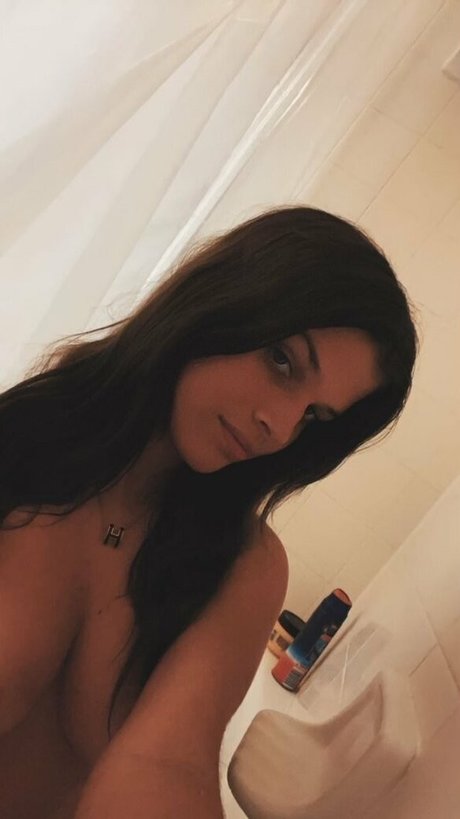 Megcrit pornstar free pictures