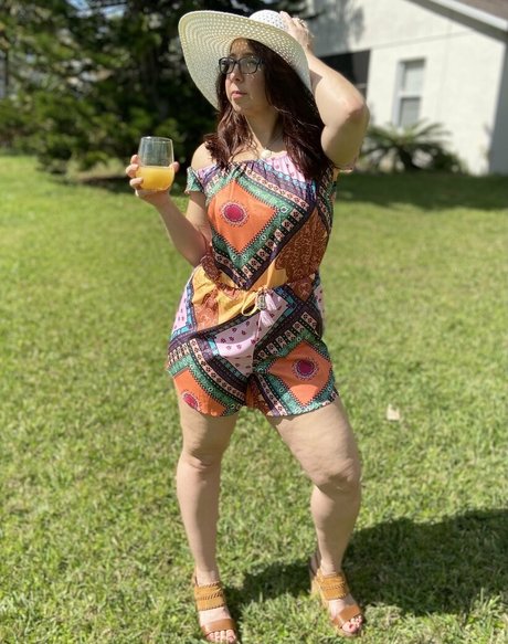 Sapphire Coxxx model free pictures