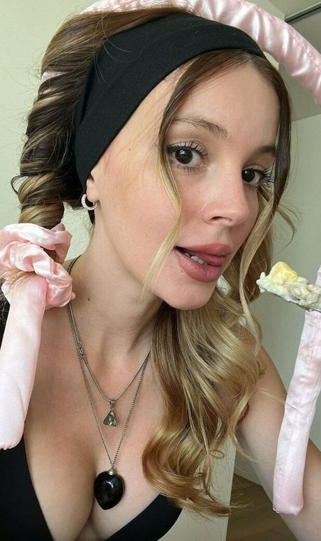 redhead pawg onlyfans naked image