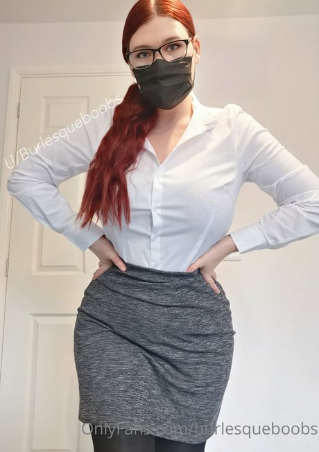 Burlesqueboobs star erotic photo