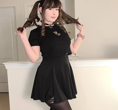 CherryVonFairy perfect model photo