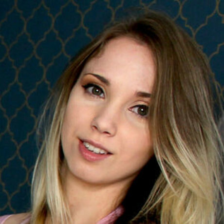 LiLMissyUK star top picture