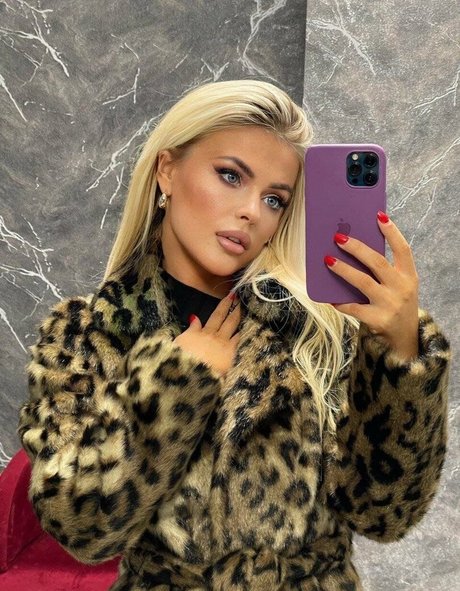 Ula x exclusive model galleries