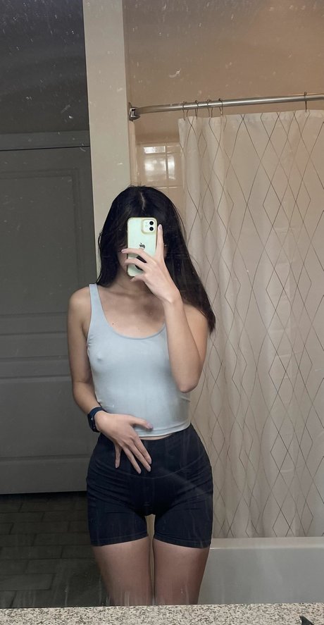 Lilsquirtz model high quality img