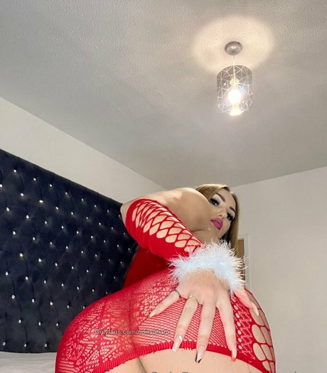 noirsahara xxx pornstar photos