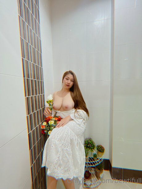 Bewtifull beautiful actress pics