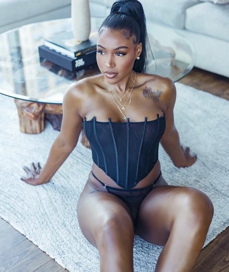 Morgan Dawson nude actress picture