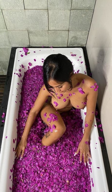 Imsummer high quality model picture