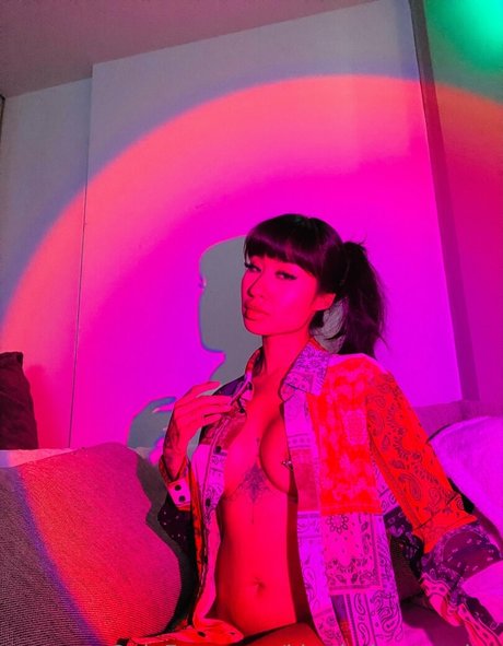 Kimmy Kums model pictures