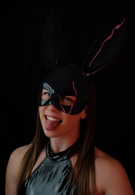 Emily fox official star exclusive pics