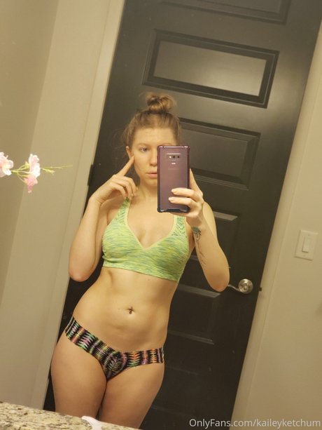 Kailey Ketchum_ best model photo