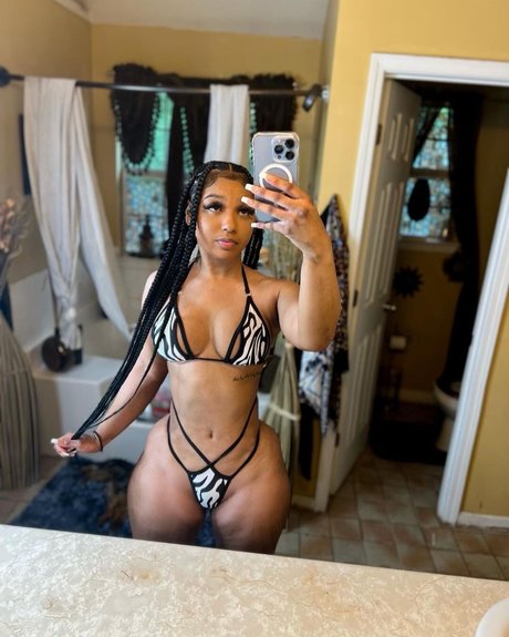 ShamayneG_ adult star archive