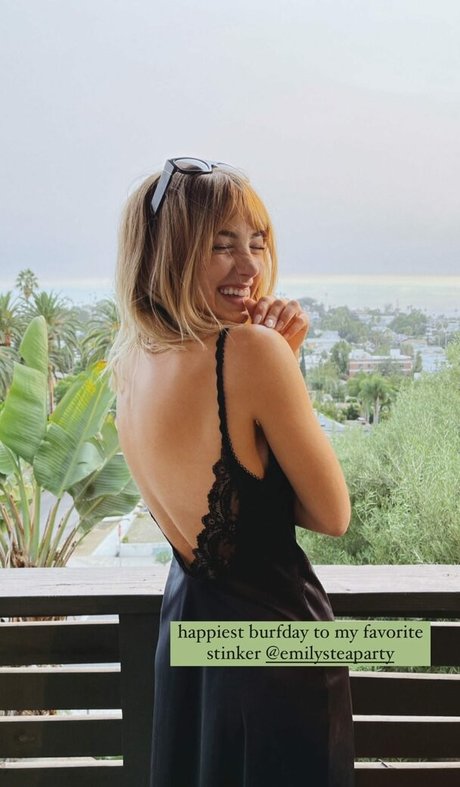 Emily Rudd model nudes pic