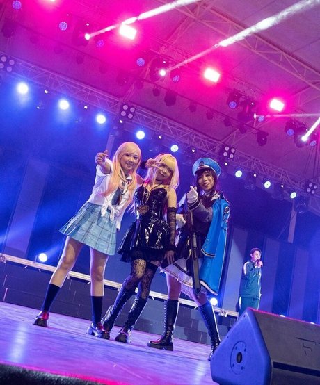 KitzCua model nice pictures