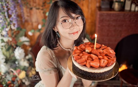 KitzCua top actress image