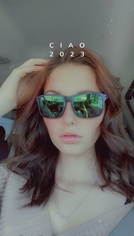 lili blossom pretty star pics