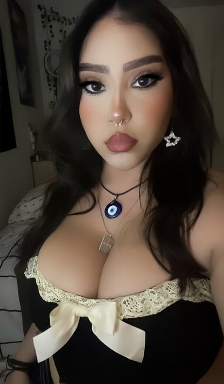 skzdesiree hot model pictures