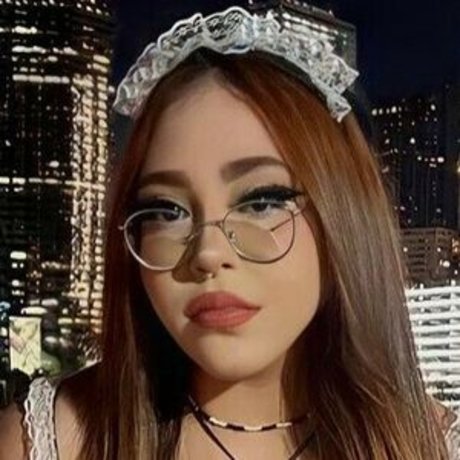 skzdesiree best model photo