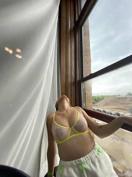 Ka Lia Universe star erotic gallery