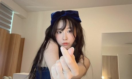 real twin onlyfans naked image