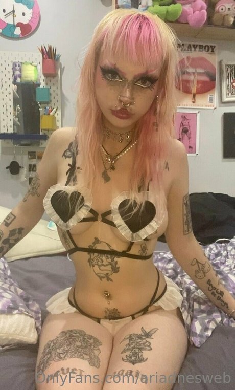 kittyfairie nudes model photos